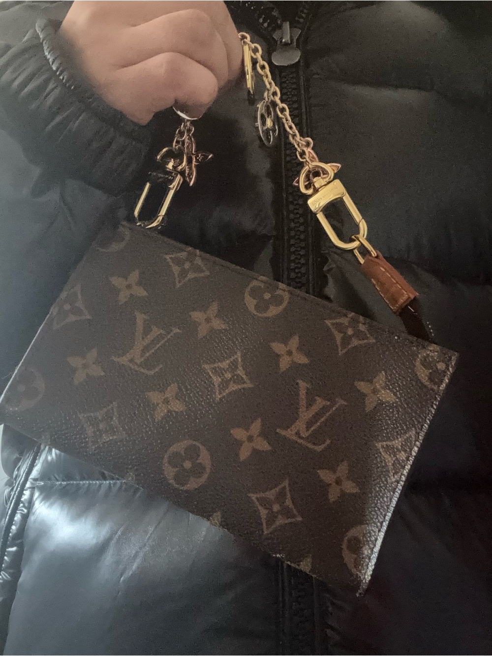 Louis Vuitton Brown Monogram mini pochette with charm - Brown/Gold - Picture 14 of 15
